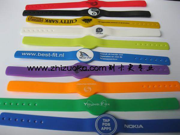دستبند RFID